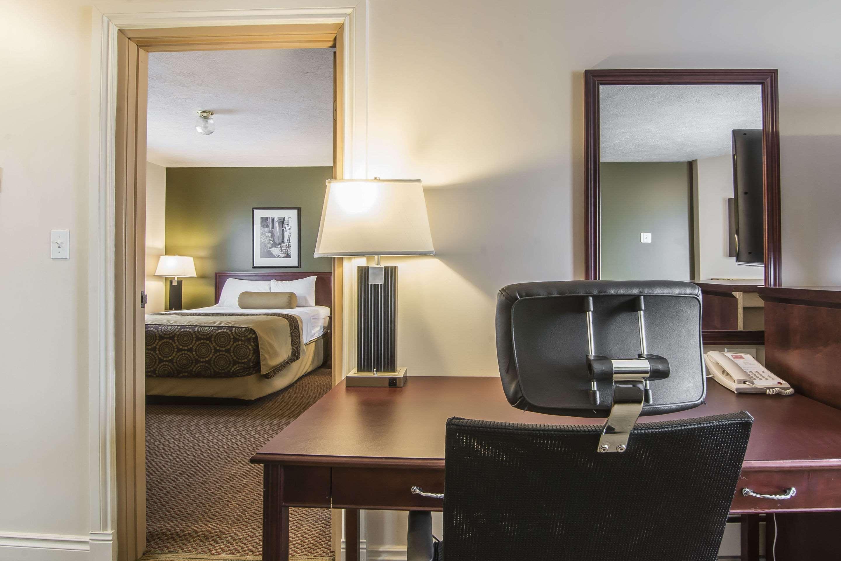 Econo Lodge Inn & Suites High Level Exterior foto